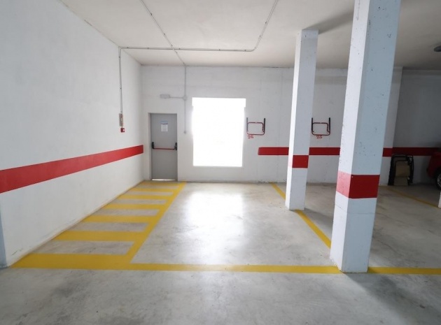 Resale - Villa - Guardamar del Segura - Urbanización El Raso