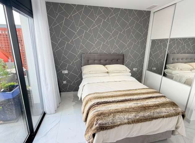 Resale - Villa - Los Montesinos - La Herada