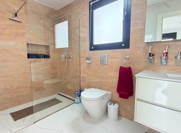 Resale - Villa - Los Montesinos - La Herada