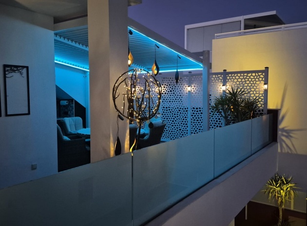 Resale - Villa - Los Montesinos - La Herada