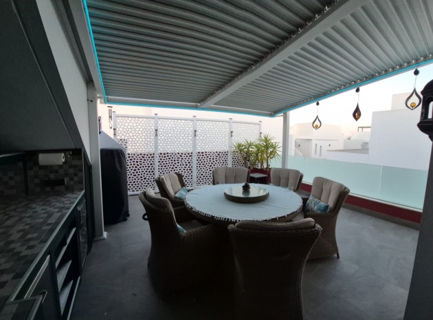 Resale - Villa - Los Montesinos - La Herada