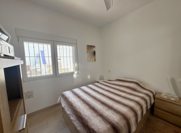 Resale - Bungalow - Villamartin - blue lagoon