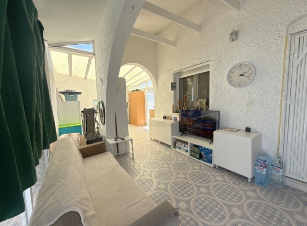 Resale - Bungalow - Villamartin - blue lagoon