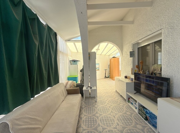 Resale - Bungalow - Villamartin - blue lagoon