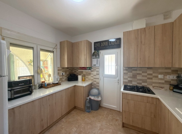 Resale - Bungalow - Villamartin - blue lagoon