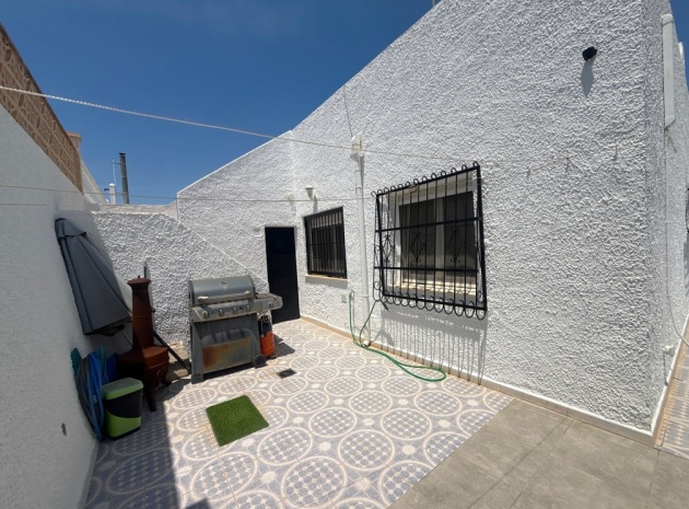 Resale - Bungalow - Villamartin - blue lagoon