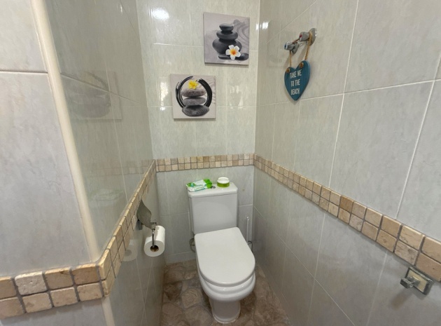 Resale - Bungalow - Villamartin - blue lagoon