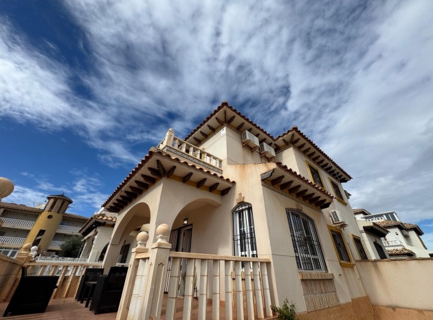 Resale - Villa - Cabo Roig - Lomas de Cabo Roig