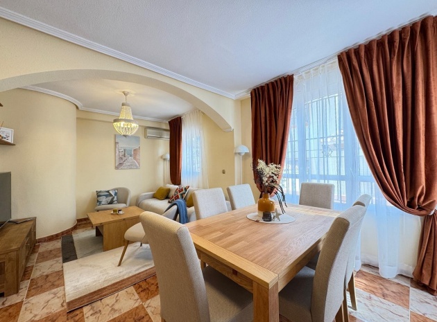Resale - Villa - Cabo Roig - Lomas de Cabo Roig