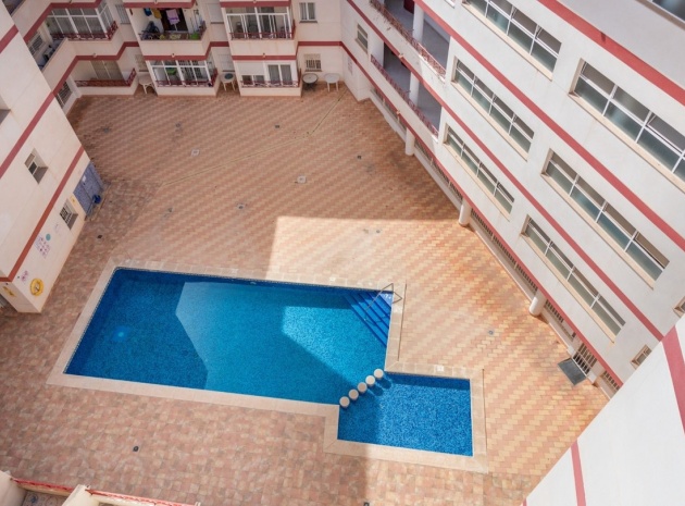 Återförsäljning - Lägenhet - Torrevieja - Torrevieja Centro