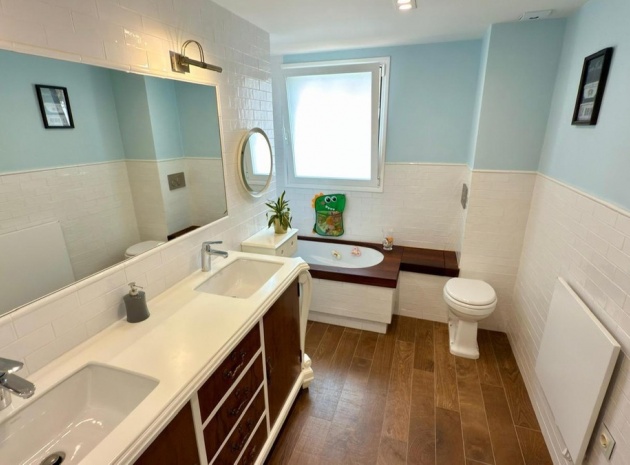Wiederverkauf - Villa - La Nucia - La Nucia Centro