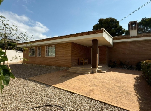 Wiederverkauf - Villa - La Nucia - La Nucia Centro