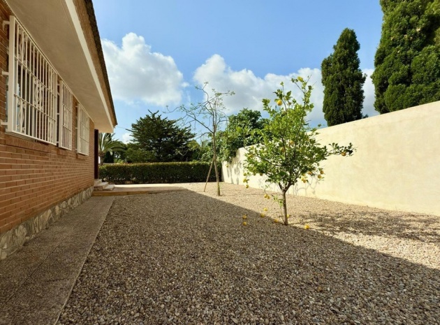 Wiederverkauf - Villa - La Nucia - La Nucia Centro