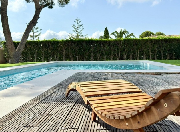Wiederverkauf - Villa - La Nucia - La Nucia Centro