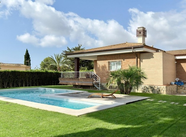 Wiederverkauf - Villa - La Nucia - La Nucia Centro