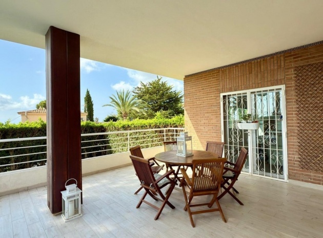 Wiederverkauf - Villa - La Nucia - La Nucia Centro