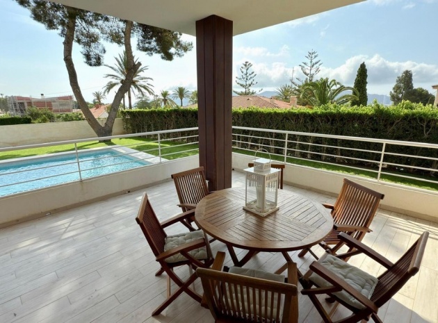 Wiederverkauf - Villa - La Nucia - La Nucia Centro