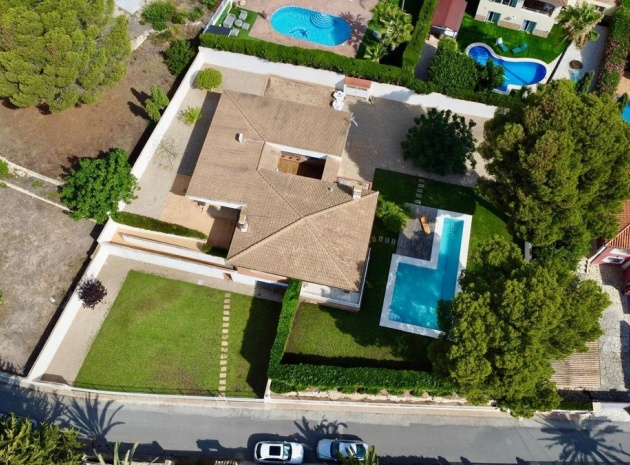Wiederverkauf - Villa - La Nucia - La Nucia Centro