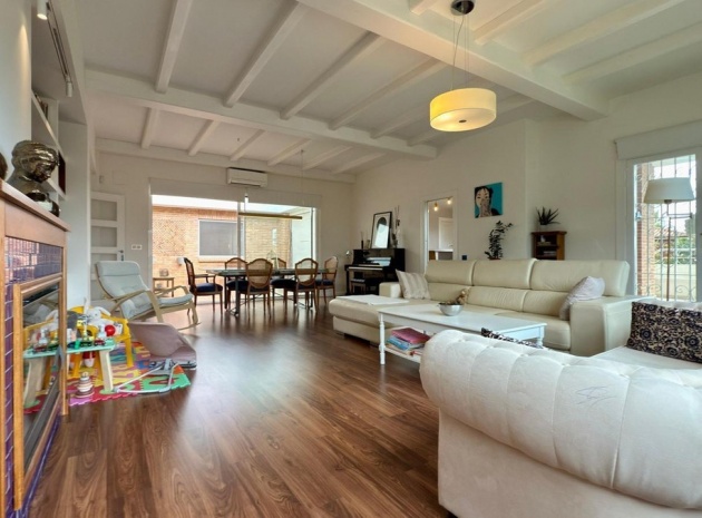 Wiederverkauf - Villa - La Nucia - La Nucia Centro