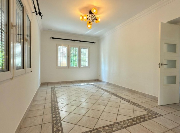 Wederverkoop - Villa - Alicante - Alicante Centro