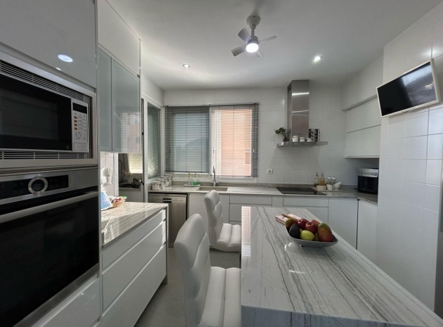 Resale - Apartment - Villajoyosa - Villajoyosa Centro