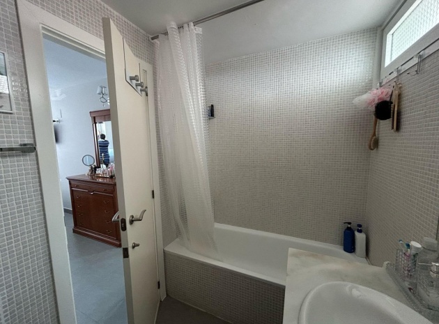 Resale - Apartment - Villajoyosa - Villajoyosa Centro