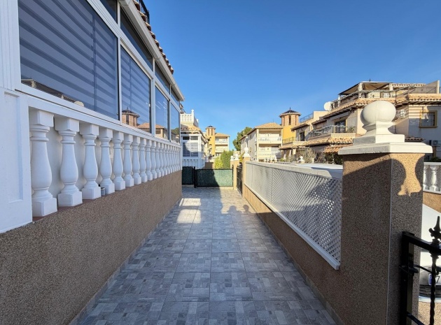 Resale - Villa - Villamartin - pinada golf