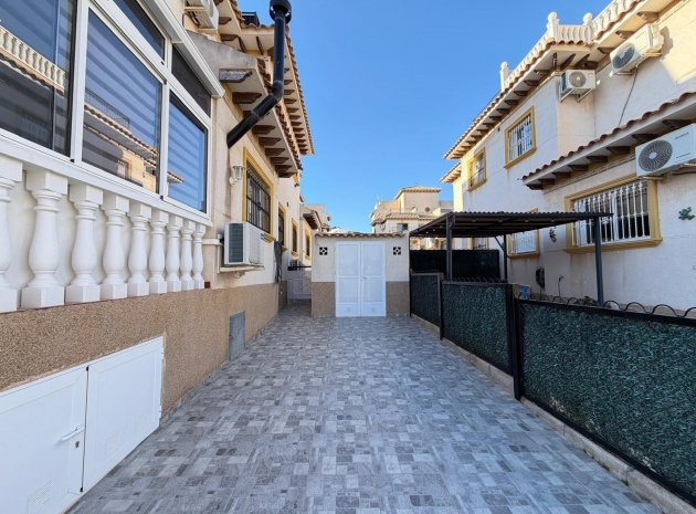 Resale - Villa - Villamartin - pinada golf