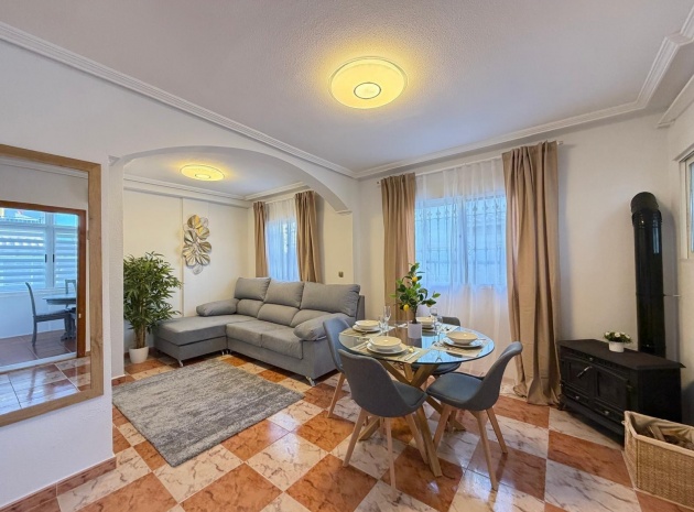 Resale - Villa - Villamartin - pinada golf