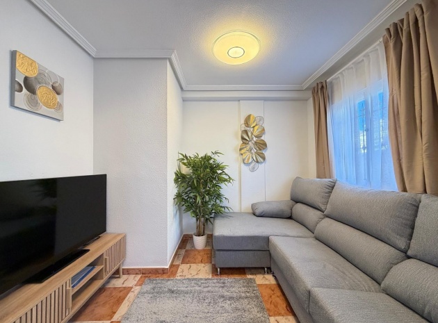 Resale - Villa - Villamartin - pinada golf