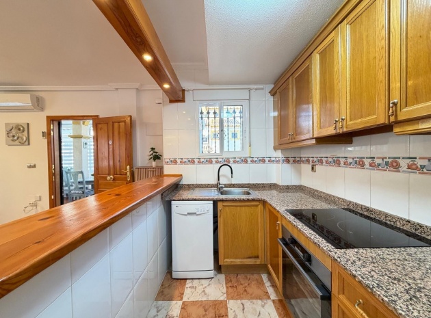 Resale - Villa - Villamartin - pinada golf