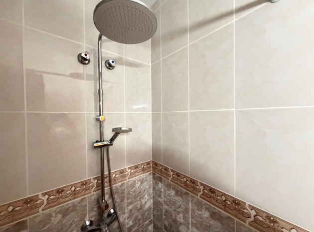 Resale - Villa - Villamartin - pinada golf