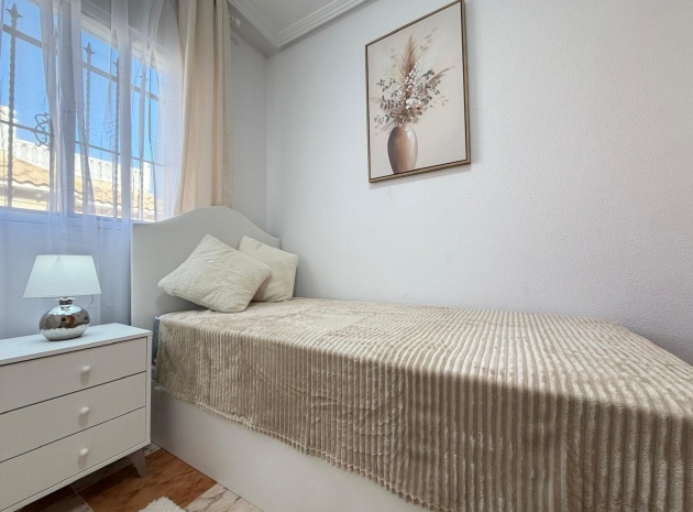 Resale - Villa - Villamartin - pinada golf