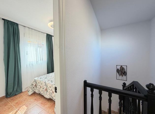 Wederverkoop - Herenhuis - Punta Prima - la campana