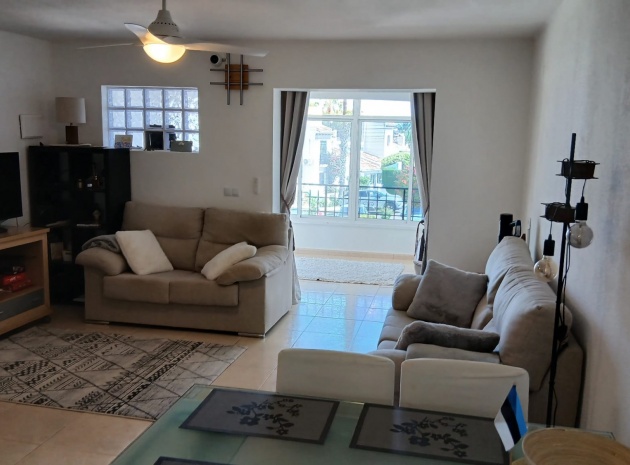 Resale - Townhouse - Villamartin - verdemar