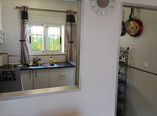 Resale - Townhouse - Villamartin - verdemar