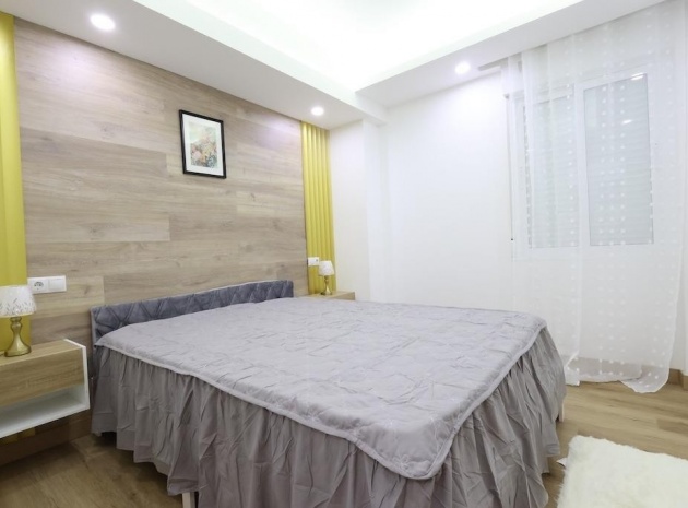 Wederverkoop - Appartement - Torrevieja - Torrevieja Centro