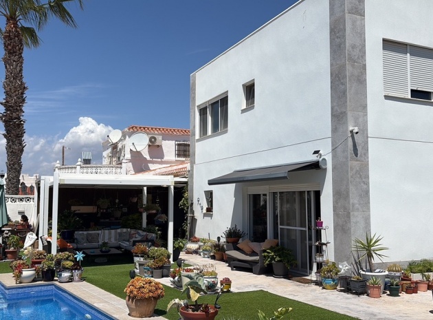 Wiederverkauf - Villa - Torrevieja - Torrevieja Centro