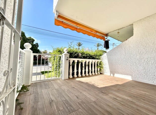 Återförsäljning - Lägenhet - Orihuela - Villamartin
