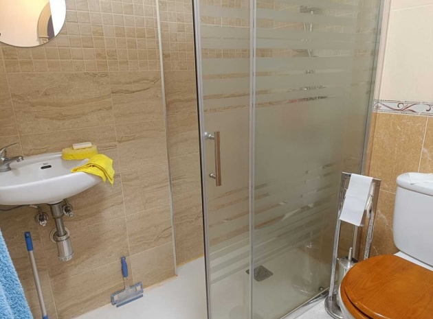 Resale - Apartment - Rafal