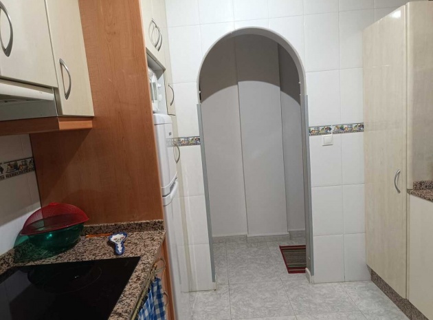 Resale - Apartment - Rafal