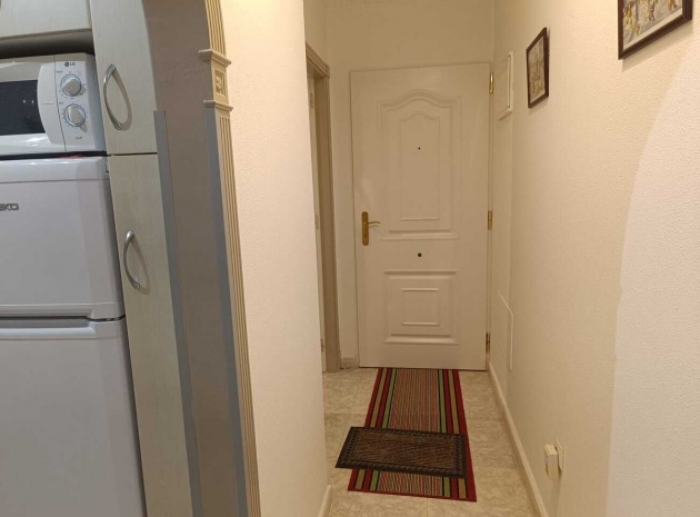 Resale - Apartment - Rafal