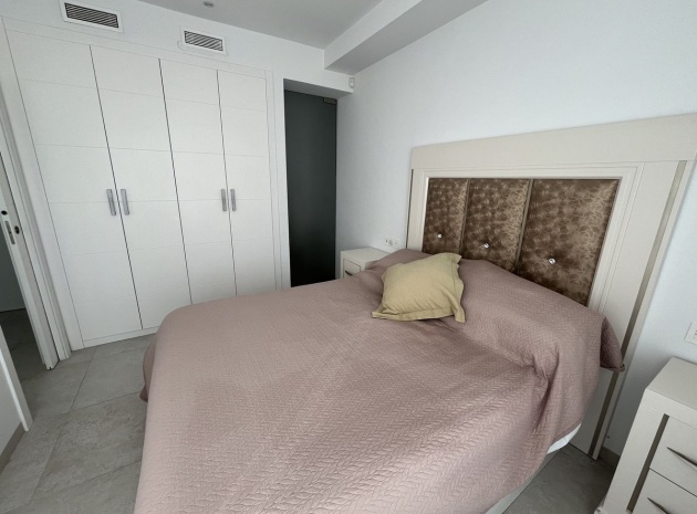 Resale - Townhouse - Villamartin