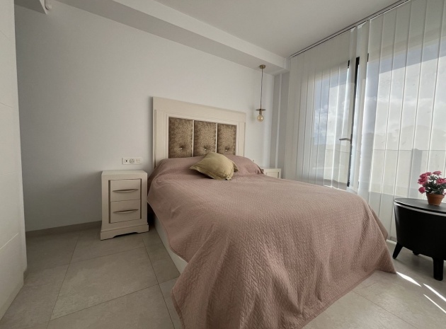 Resale - Townhouse - Villamartin
