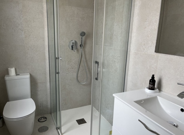Resale - Townhouse - Villamartin