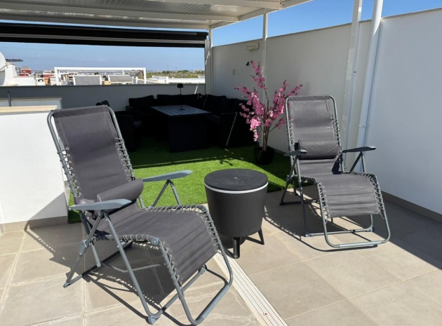 Resale - Townhouse - Villamartin