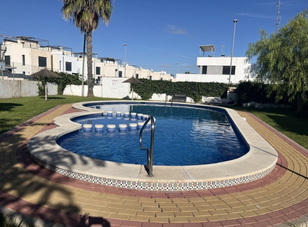 Resale - Townhouse - Villamartin