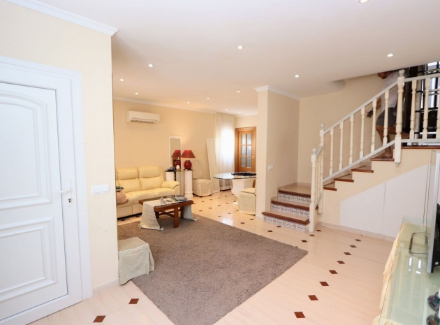 Wiederverkauf - Villa - Torrevieja - Torrevieja Centro