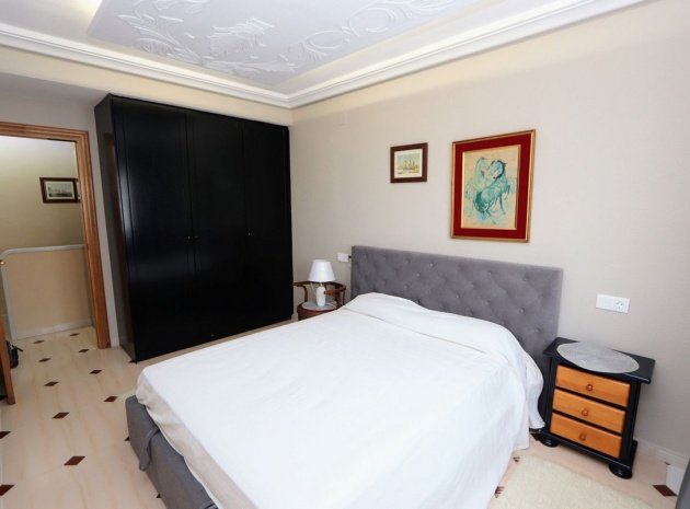 Wiederverkauf - Villa - Torrevieja - Torrevieja Centro