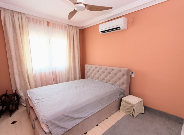 Wiederverkauf - Villa - Torrevieja - Torrevieja Centro